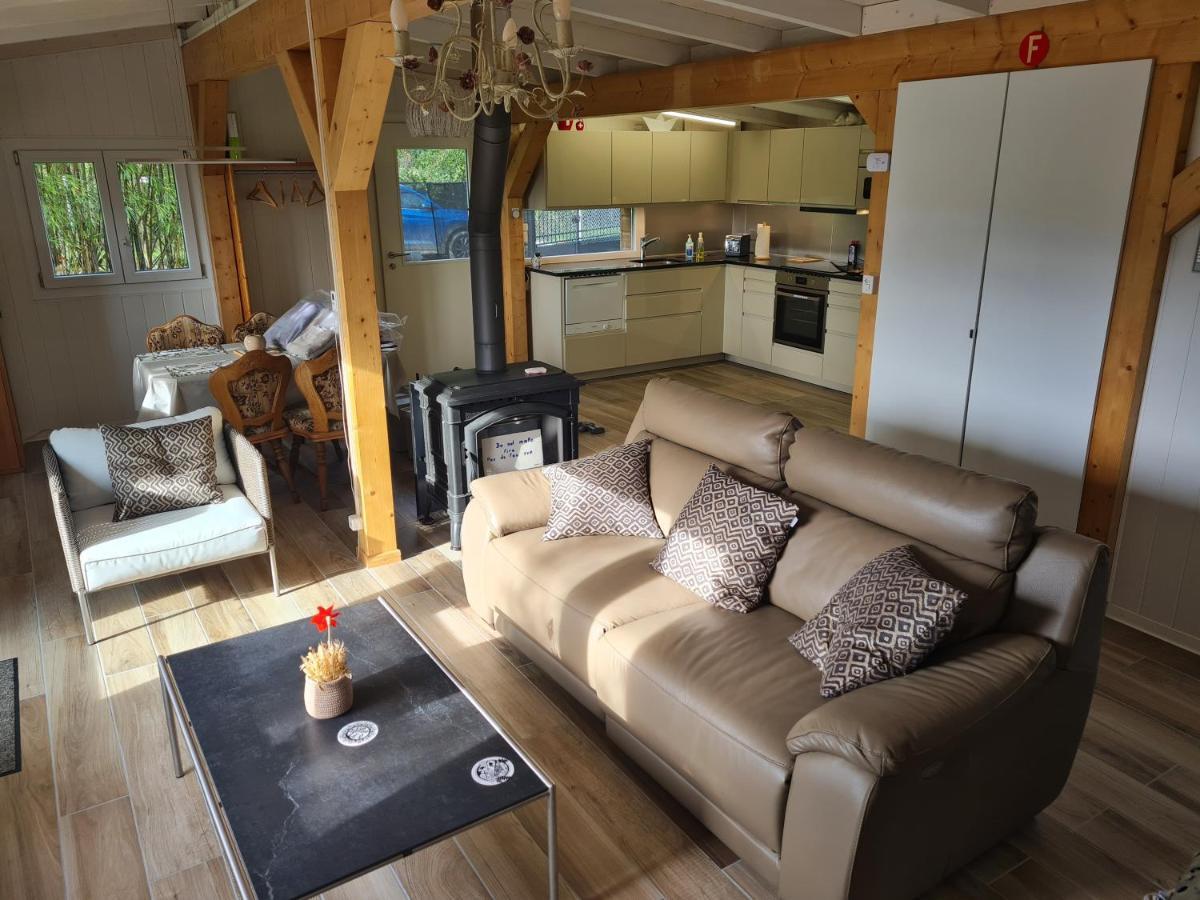 Noville Rhone Cottage 4 מראה חיצוני תמונה